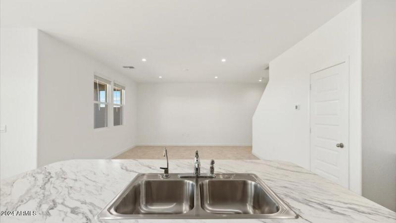 Grace kitchen sink