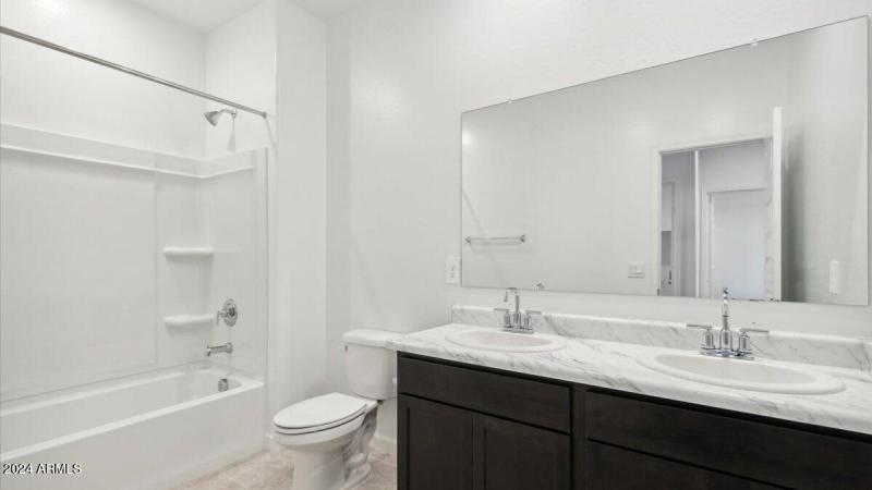 Grace bathroom
