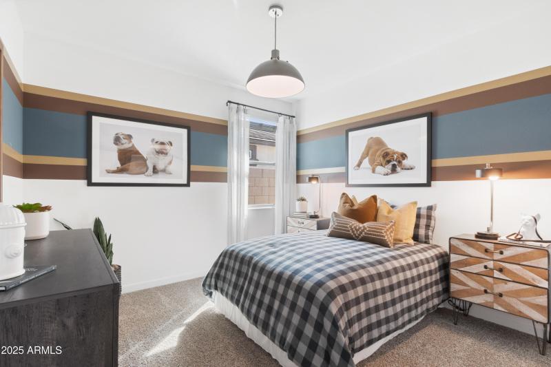 Kingston bedroom (3)