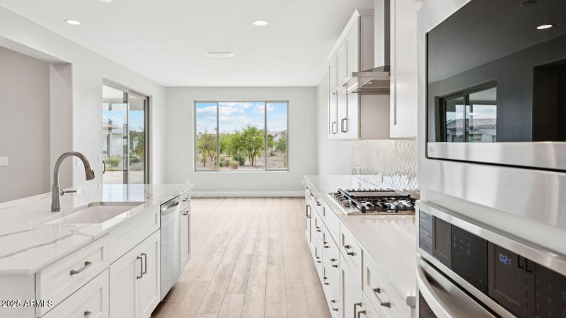 PC4610-Kitchen2