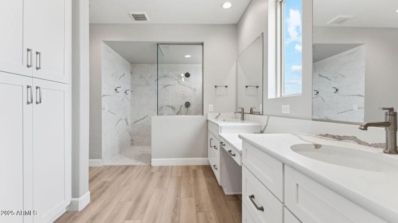 PC4610-PrimaryBath