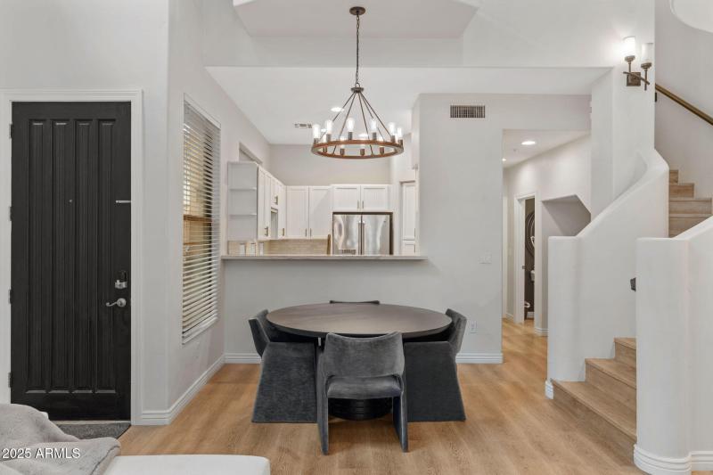 7-web-or-mls-14450-n-thompson-peak-pkwy-