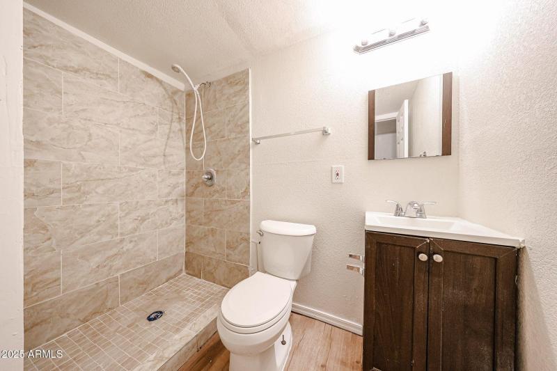wh bath 3