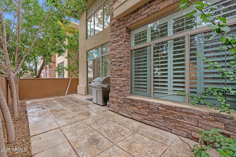 31-web-or-mls-14450-n-thompson-peak-pkwy