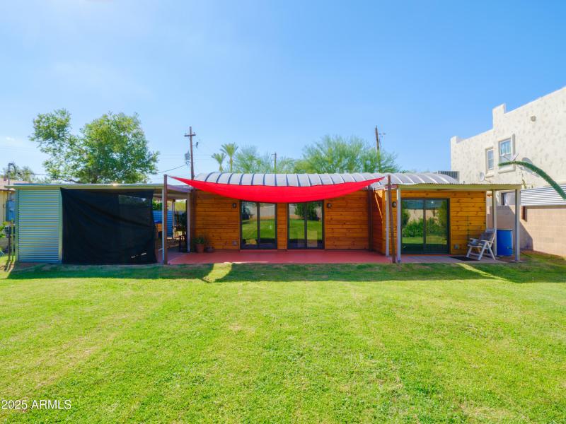 Listings_4733_N_14thSt-6