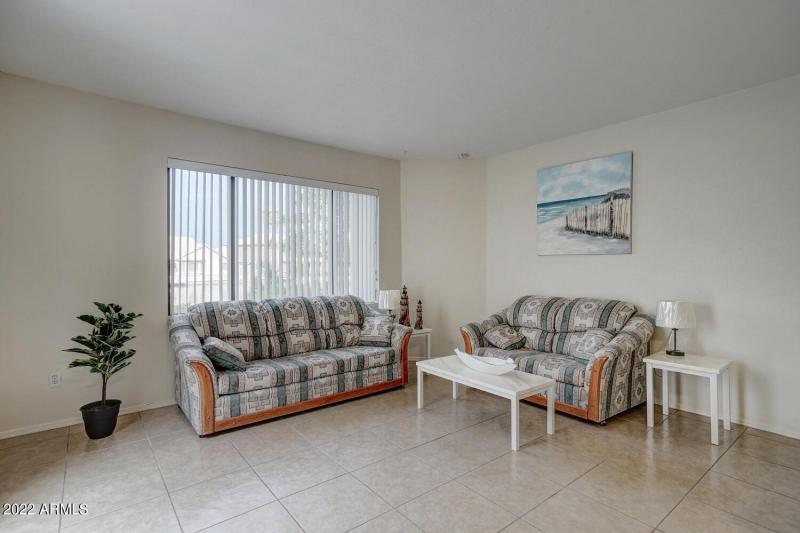 517 S Marina-8