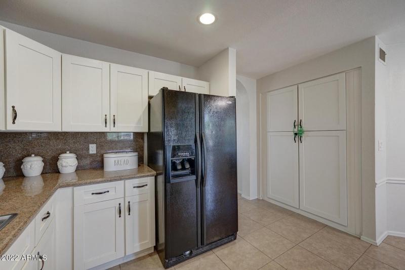 517 S Marina-12