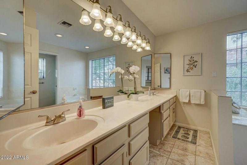 517 S Marina-27