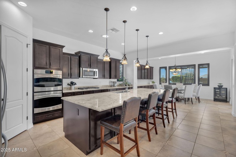 11-web-or-mls-Ivyglen-10