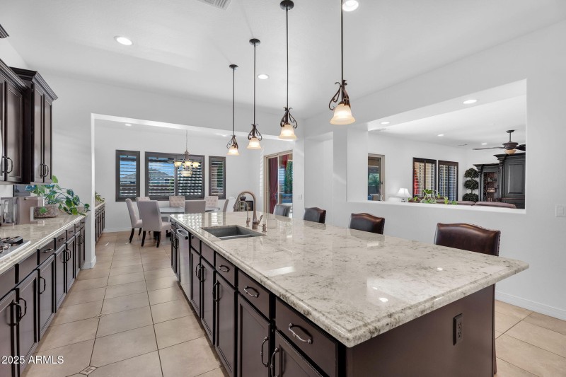 14-web-or-mls-Ivyglen-13