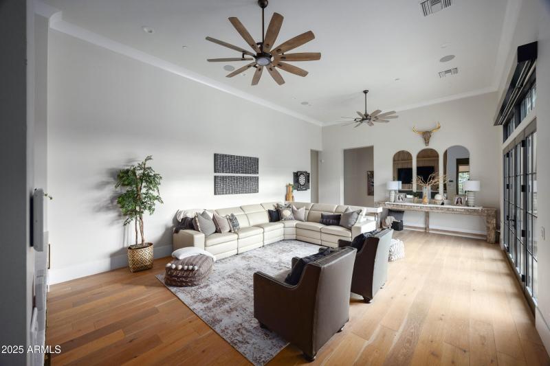 20623 E Cloud Rd-41