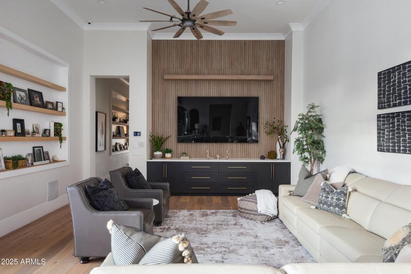 20623 E Cloud Rd-43