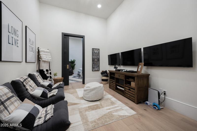 20623 E Cloud Rd-49