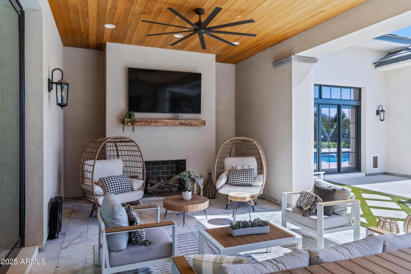 20623 E Cloud Rd-55
