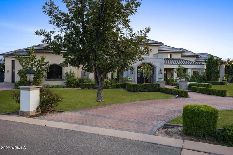20623 E Cloud Rd-83