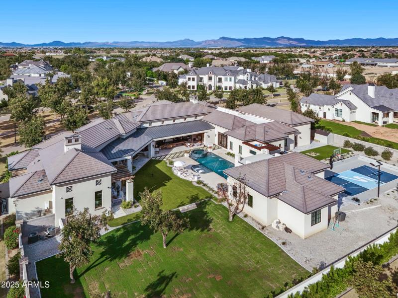 20623 E Cloud Rd-94