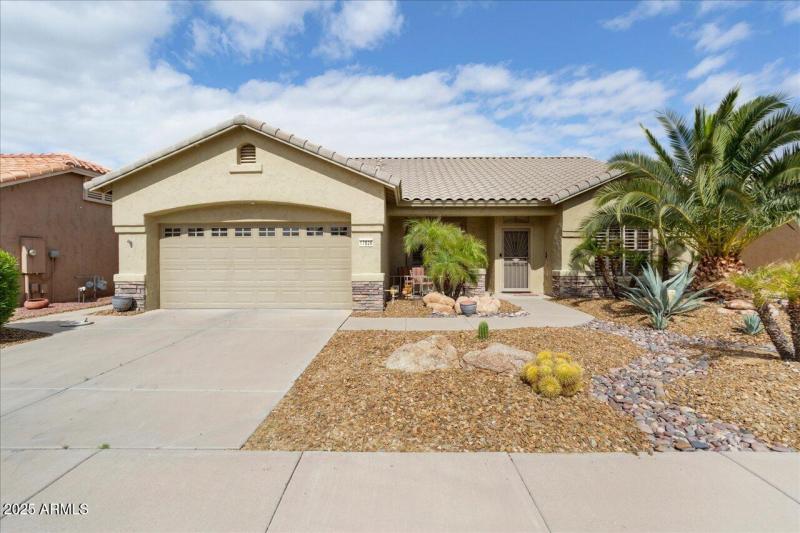 Nice Curb Appeal!