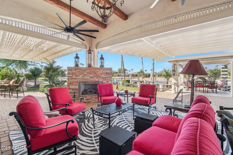 40-web-or-mls-168th Ave-S1510-040