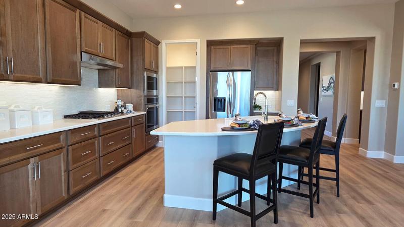 RRAZ-555Kitchen