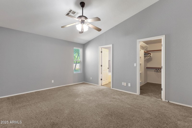 29-web-or-mls-18132-e-bellerive-dr