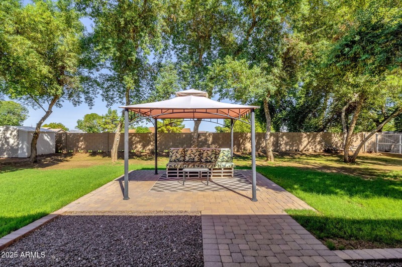 44-web-or-mls-18132-e-bellerive-dr