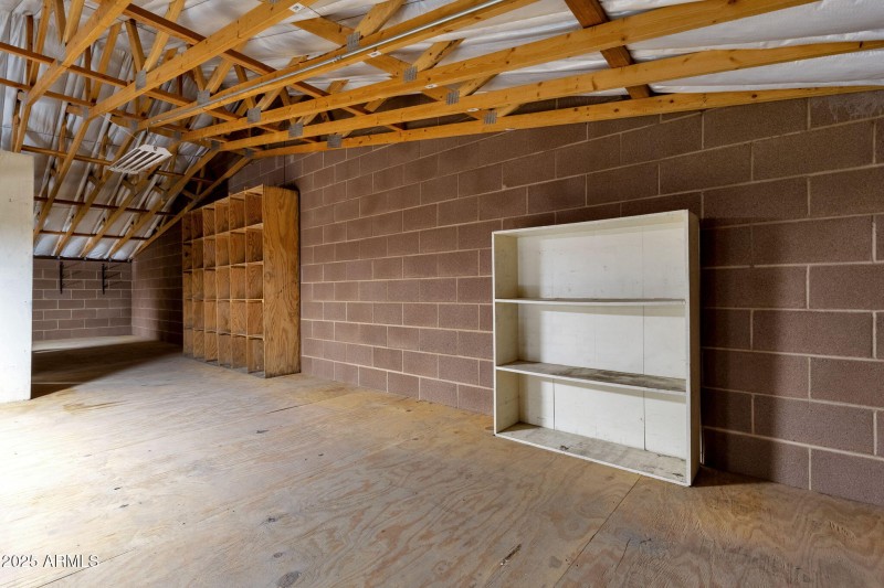 64-web-or-mls-18132-e-bellerive-dr