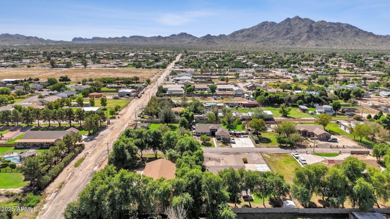 74-web-or-mls-18132-e-bellerive-dr