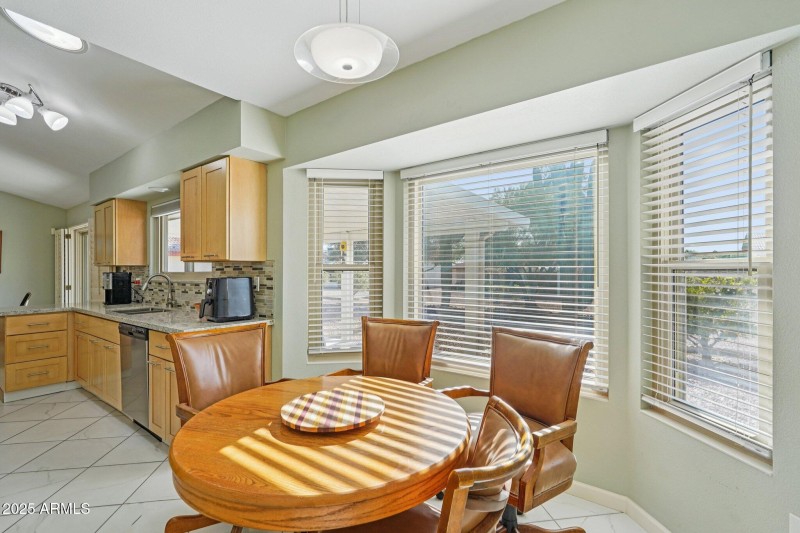 Breakfast nook
