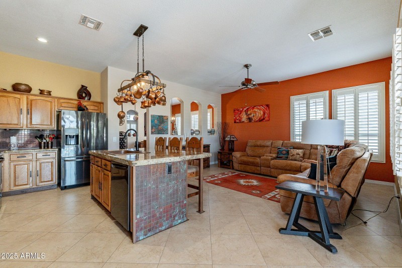 24-web-or-mls-Pony-24