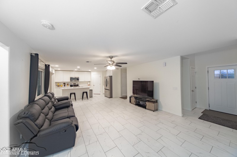 Kitchen/living room