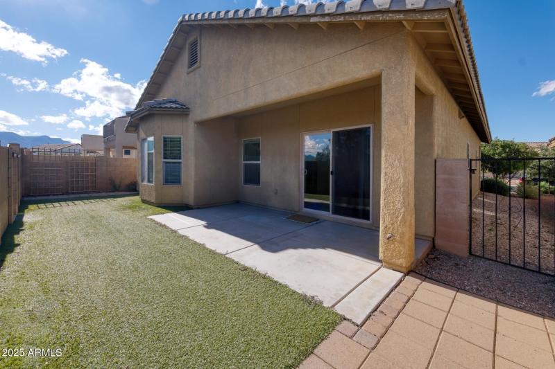 072078-4312 Hennen Drive