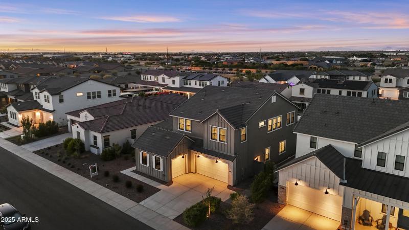 74_dji_20251014181415_0075_d