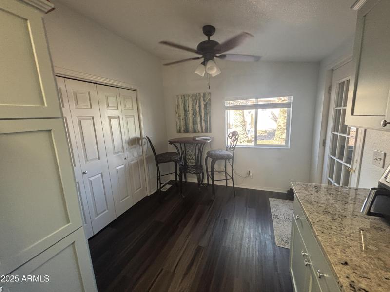 Breakfast Nook