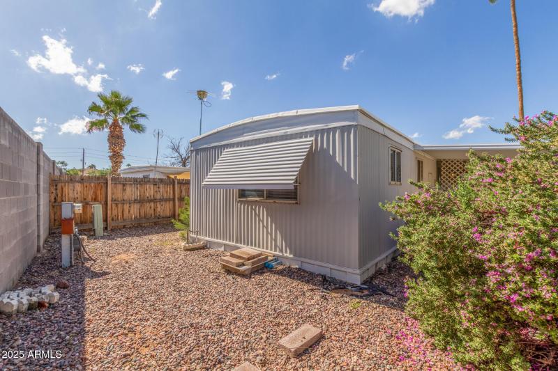 26 Cave Creek