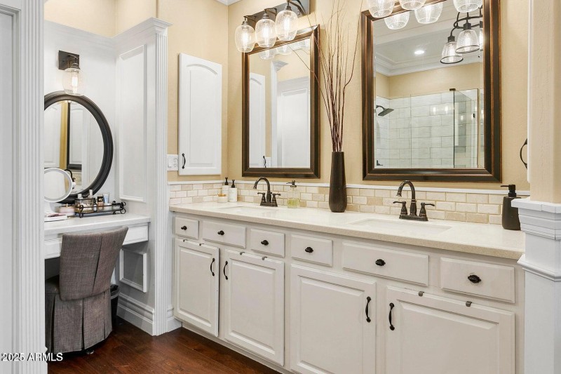 Master Ensuite