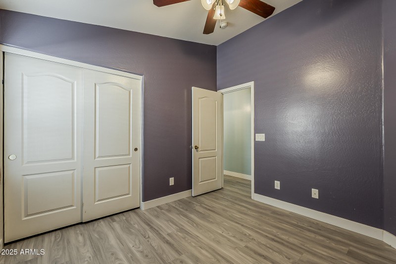 Bedroom 4 Closet