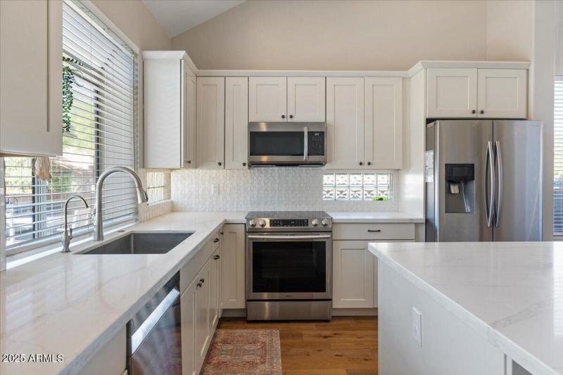 18-Kitchen