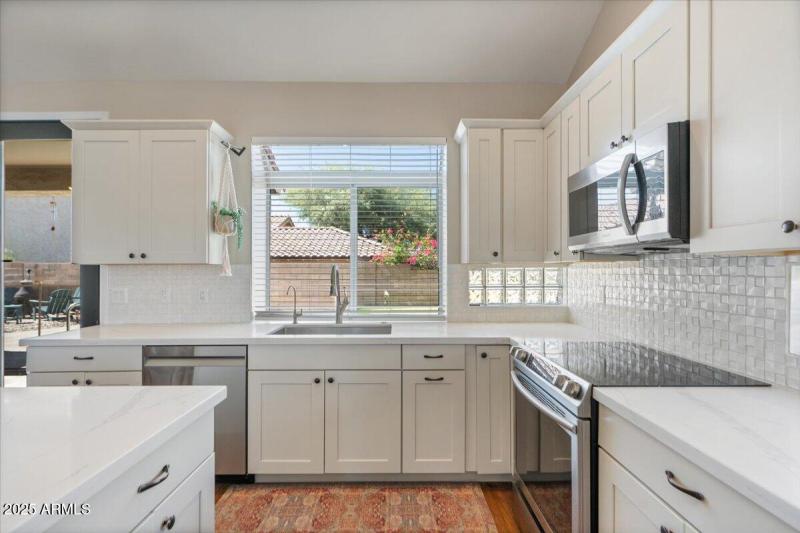 19-Kitchen
