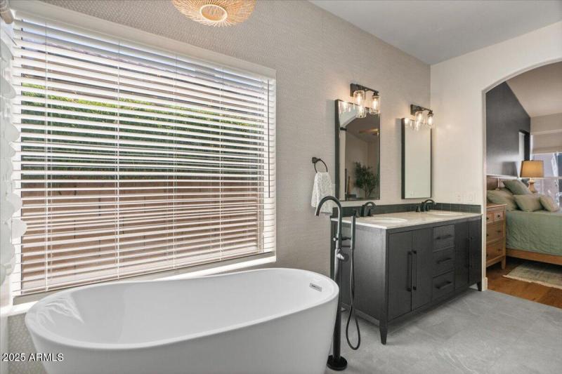 30-Primary bathroom