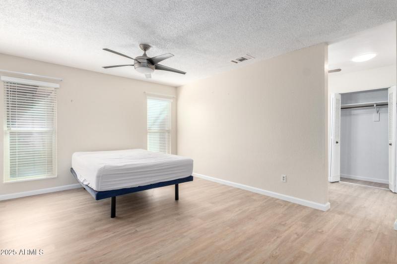 20 - Edgewood