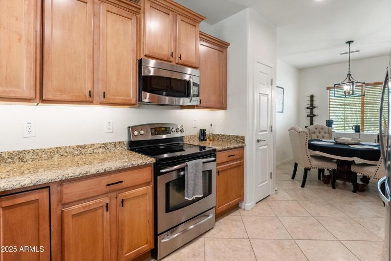 27283 W Ross Ave-32