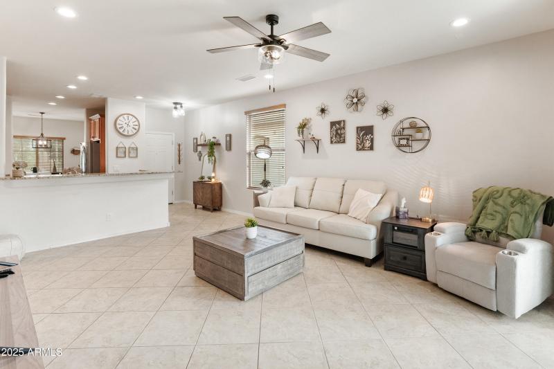 27283 W Ross Ave-24