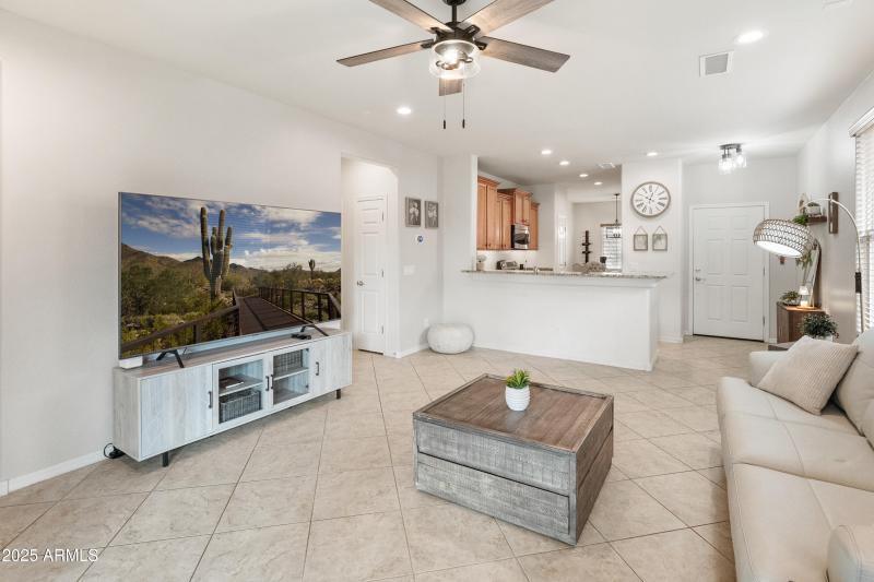 27283 W Ross Ave-25