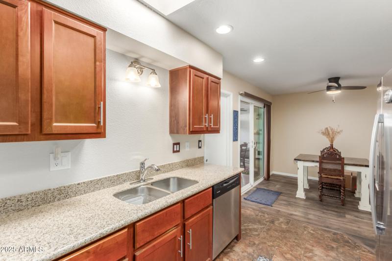 12 Del Webb