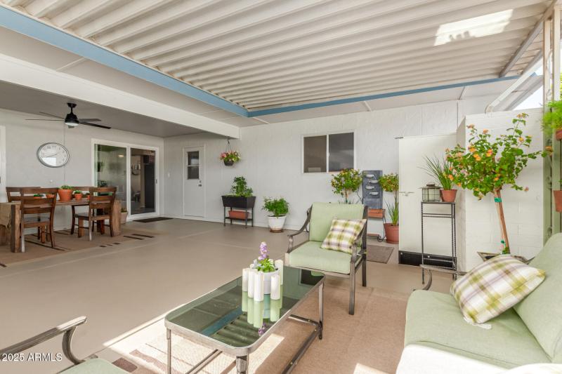 25 Del Webb