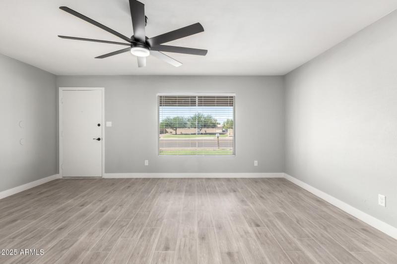 11 - 73rd 5607