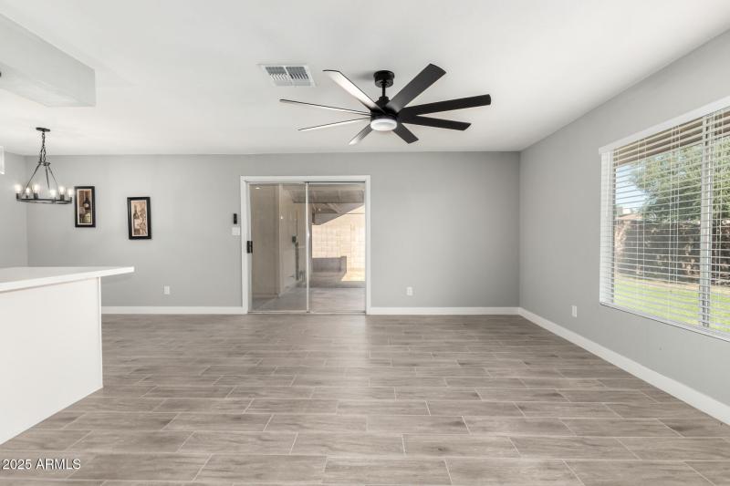 15 - 73rd 5607