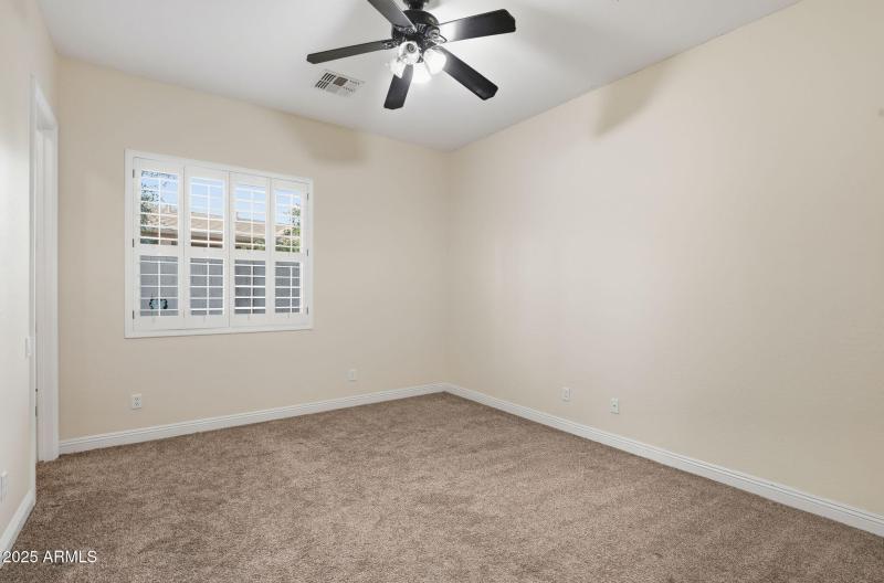 42-web-or-mls-25914 N 49th Ln Phoenix, A