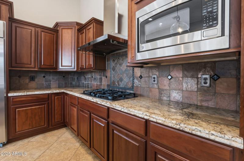 23-web-or-mls-25914 N 49th Ln Phoenix, A