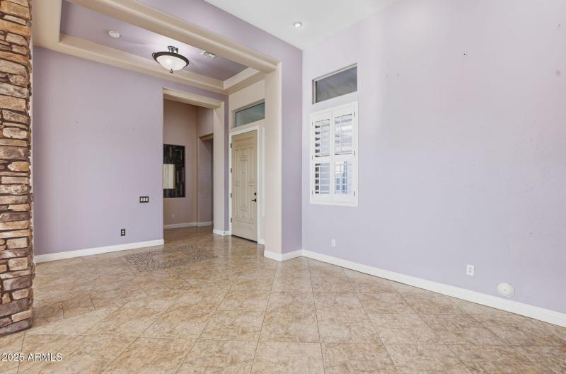 9-web-or-mls-25914 N 49th Ln Phoenix, AZ